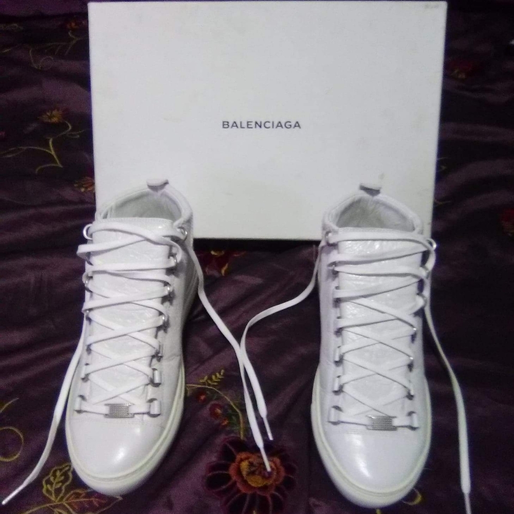 Balenciaga tennis shoes